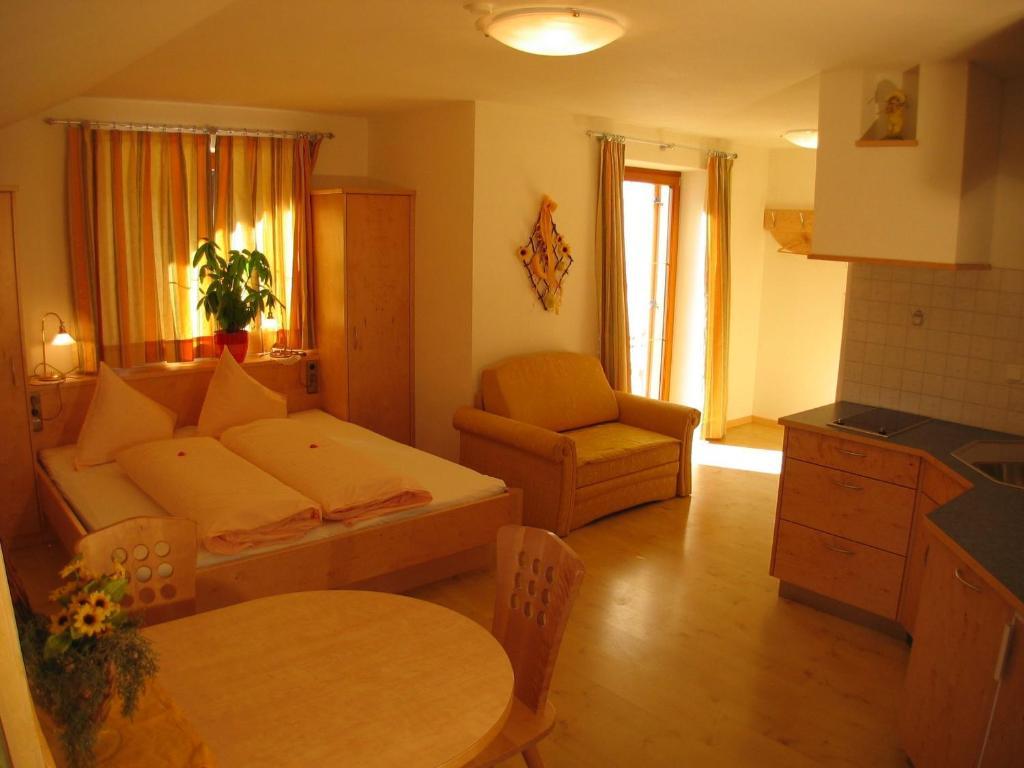 Appartement Sunnleitn St. Valentin auf der Haide Chambre photo